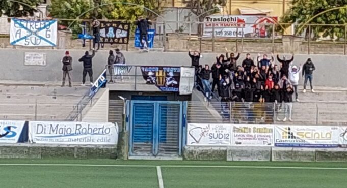 Akragas Mazarese i9 tifosi al Vaccara
