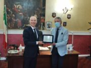 Marcello Giavarini, consegnato un riconoscimento dalla Città di Agrigento